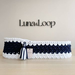 Half Hood Crochet Changing Basket - Navy & White